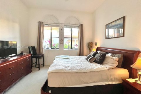 Купить кондоминиум в Санрайз, Флорида 2 спальни, 121.61м2, № 1973879 - фото 9