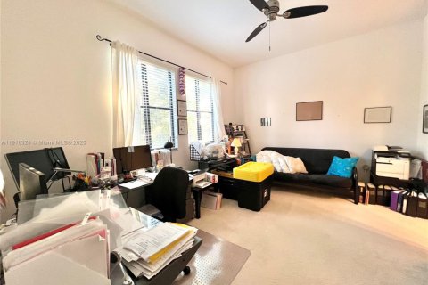 Купить кондоминиум в Санрайз, Флорида 2 спальни, 121.61м2, № 1973879 - фото 15