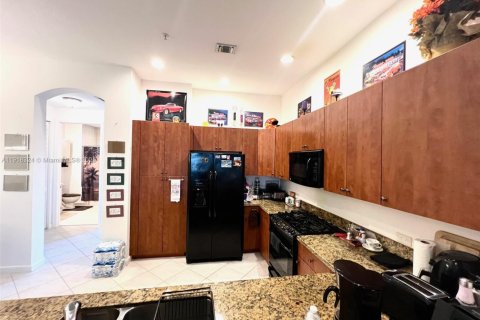 Купить кондоминиум в Санрайз, Флорида 2 спальни, 121.61м2, № 1973879 - фото 7