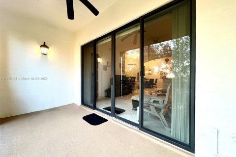 Купить кондоминиум в Санрайз, Флорида 2 спальни, 121.61м2, № 1973879 - фото 19