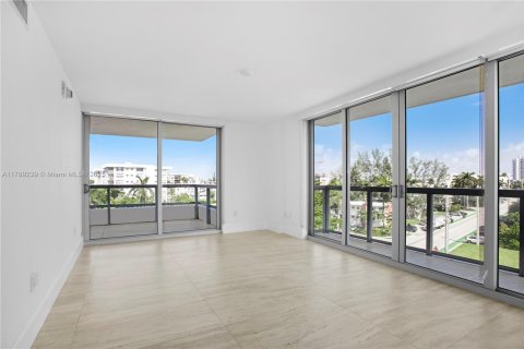 Condo in Bay Harbor Islands, Florida, 3 bedrooms  № 1709095 - photo 12