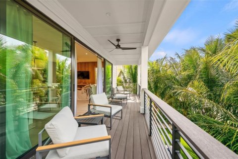 Casa en venta en Anna Maria, Florida, 5 dormitorios, 236.44 m2 № 1906322 - foto 21