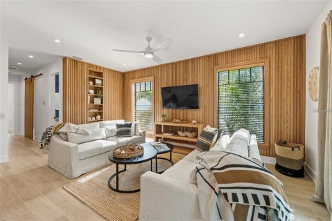 Casa en venta en Anna Maria, Florida, 5 dormitorios, 236.44 m2 № 1906322 - foto 12