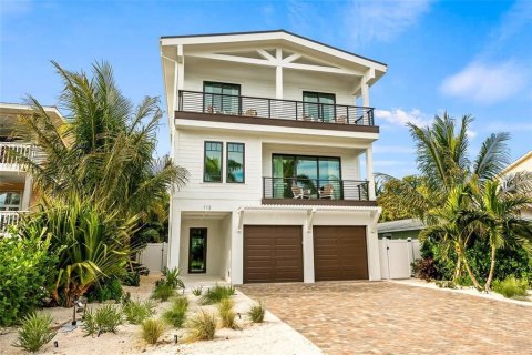 Casa en venta en Anna Maria, Florida, 5 dormitorios, 236.44 m2 № 1906322 - foto 1
