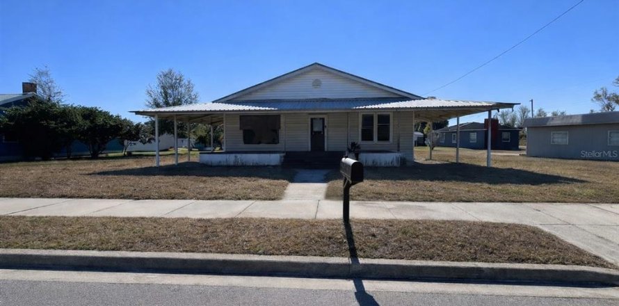 Casa en Fort Meade, Florida 2 dormitorios, 134.34 m2 № 2092176