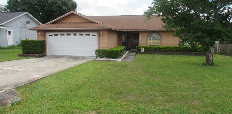 House in Lakeland, Florida 4 bedrooms, 161.84 sq.m. № 1813364