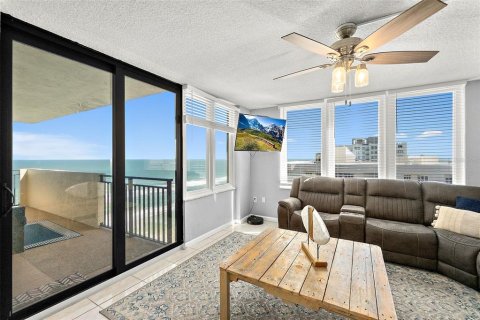 Condominio en venta en Daytona Beach, Florida, 3 dormitorios, 142.42 m2 № 2094883 - foto 7