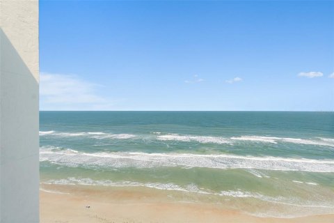 Condominio en venta en Daytona Beach, Florida, 3 dormitorios, 142.42 m2 № 2094883 - foto 19