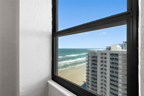 Condominio en venta en Daytona Beach, Florida, 3 dormitorios, 142.42 m2 № 2094883 - foto 28