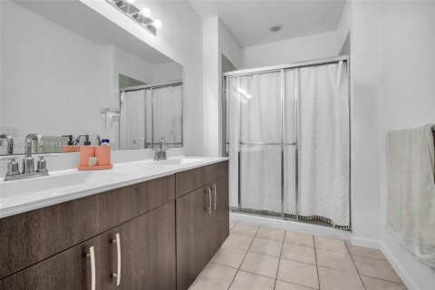 Adosado en venta en Homestead, Florida, 4 dormitorios, 178 m2 № 2054784 - foto 21