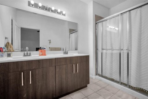 Adosado en venta en Homestead, Florida, 4 dormitorios, 178 m2 № 2054784 - foto 20