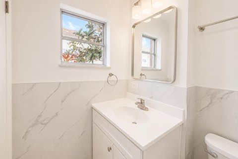 Copropriété à louer à Hollywood, Floride: 1 chambre, 66.89 m2 № 2259879 - photo 17