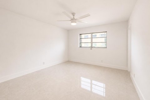 Copropriété à louer à Hollywood, Floride: 1 chambre, 66.89 m2 № 2259879 - photo 15
