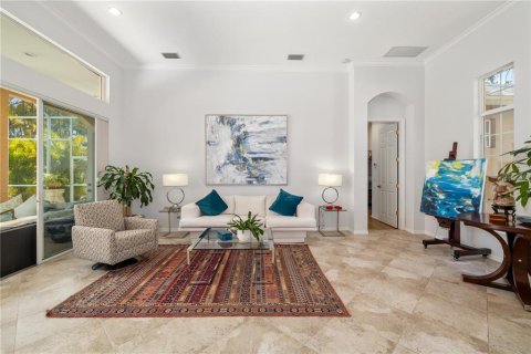 House in University Park, Florida 4 bedrooms, 278.34 sq.m. № 1718695 - photo 6