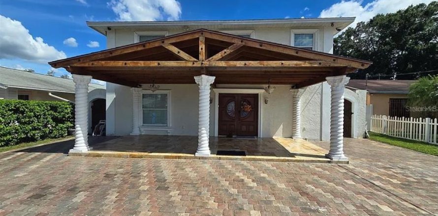 Villa ou maison à Tampa, Floride 3 chambres, 185.8 m2 № 1855442