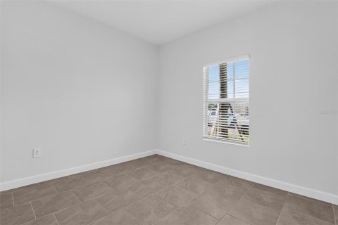 House in Punta Gorda, Florida 4 bedrooms, 175.03 sq.m. № 2222311 - photo 8