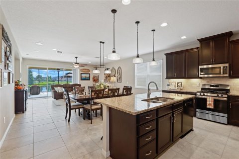 Casa en venta en Fish Hawk, Florida, 4 dormitorios, 222.97 m2 № 2344486 - foto 23