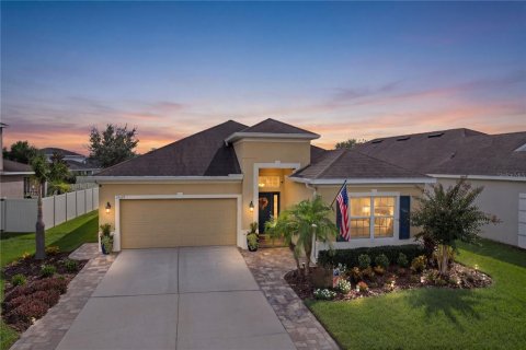 House in Fish Hawk, Florida 4 bedrooms, 222.97 sq.m. № 2344486