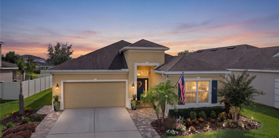 Casa en Fish Hawk, Florida 4 dormitorios, 222.97 m2 № 2344486