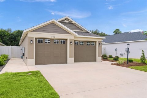 House in The Villages, Florida 3 bedrooms, 153.01 sq.m. № 2344575