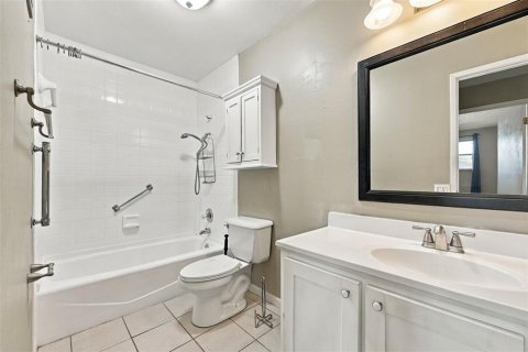 Copropriété à louer à Saint Petersburg, Floride: 1 chambre, 161.65 m2 № 2425836 - photo 20
