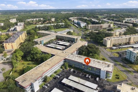 Copropriété à louer à Saint Petersburg, Floride: 1 chambre, 161.65 m2 № 2425836 - photo 24