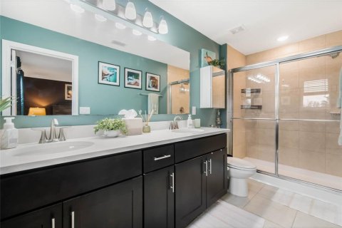 Townhouse in Kissimmee, Florida 3 bedrooms, 163.69 sq.m. № 1558605 - photo 19
