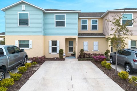 Townhouse in Kissimmee, Florida 3 bedrooms, 163.69 sq.m. № 1558605 - photo 2