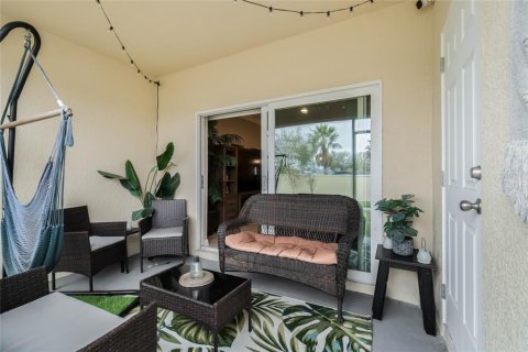 Townhouse in Kissimmee, Florida 3 bedrooms, 163.69 sq.m. № 1558605 - photo 21