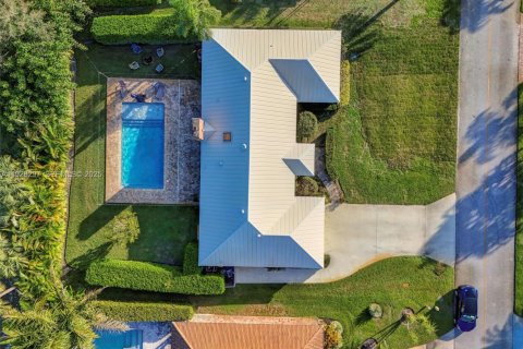 Villa ou maison à vendre à Stuart, Floride: 4 chambres, 230.77 m2 № 1988529 - photo 11