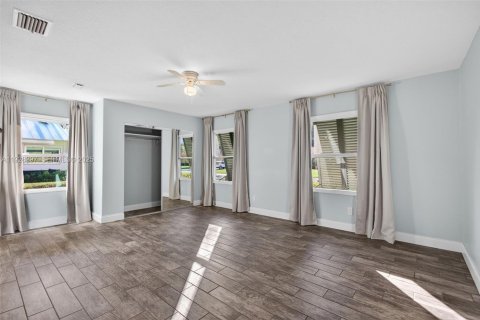 Villa ou maison à vendre à Stuart, Floride: 4 chambres, 230.77 m2 № 1988529 - photo 27