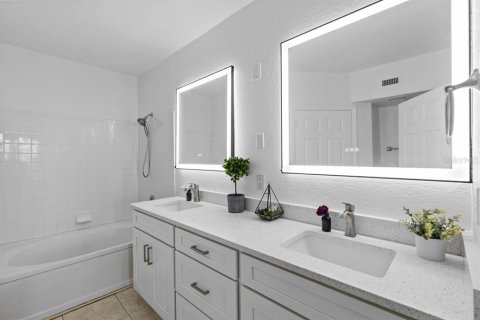 Copropriété à louer à Orlando, Floride: 2 chambres, 103.59 m2 № 2408217 - photo 5