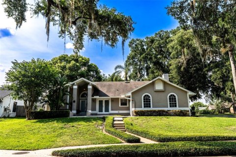 House in Altamonte Springs, Florida 4 bedrooms, 233.18 sq.m. № 1803839 - photo 1