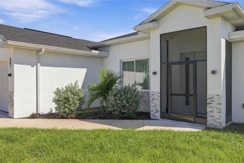 Villa ou maison à vendre à North Port, Floride: 3 chambres, 148.09 m2 № 2415115 - photo 2