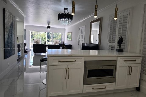 Condominio en alquiler en Lauderhill, Florida, 2 dormitorios, 101.54 m2 № 2059704 - foto 14