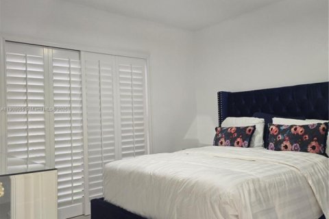 Condominio en alquiler en Lauderhill, Florida, 2 dormitorios, 101.54 m2 № 2059704 - foto 8