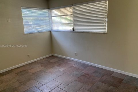 Casa en venta en Pompano Beach, Florida, 3 dormitorios, 118.08 m2 № 1986777 - foto 6