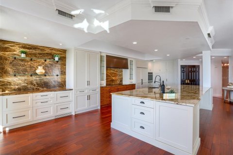 Condominio en alquiler en Saint Petersburg, Florida, 3 dormitorios, 278.71 m2 № 1749315 - foto 10
