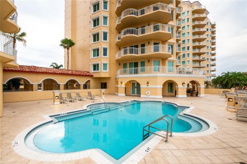 Condominio en alquiler en Saint Petersburg, Florida, 3 dormitorios, 278.71 m2 № 1749315 - foto 29