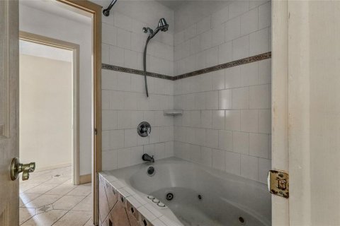 Condominio en venta en Clearwater, Florida, 2 dormitorios, 73.67 m2 № 1826228 - foto 13