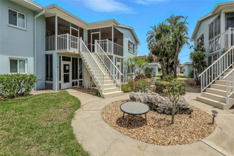 Condominio en venta en Clearwater, Florida, 2 dormitorios, 73.67 m2 № 1826228 - foto 16