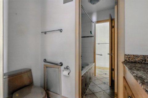 Condominio en venta en Clearwater, Florida, 2 dormitorios, 73.67 m2 № 1826228 - foto 14