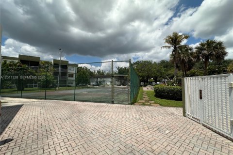 Condominio en alquiler en Sunrise, Florida, 2 dormitorios, 87.7 m2 № 2074825 - foto 28