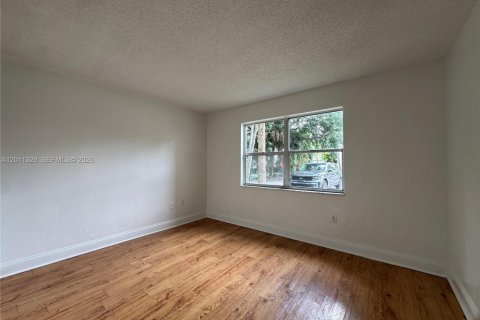 Condominio en alquiler en Sunrise, Florida, 2 dormitorios, 87.7 m2 № 2074825 - foto 20