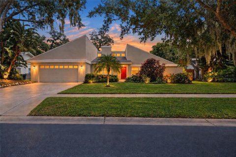 Villa ou maison à vendre à Clearwater, Floride: 4 chambres, 227.89 m2 № 2347934 - photo 2