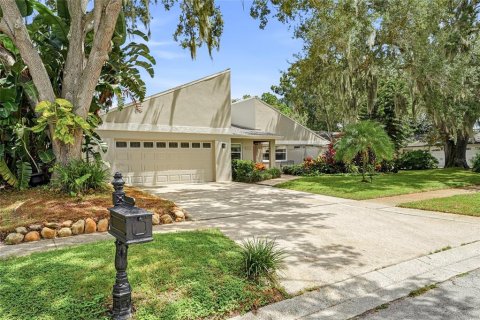Villa ou maison à vendre à Clearwater, Floride: 4 chambres, 227.89 m2 № 2347934 - photo 4