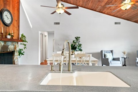 Villa ou maison à vendre à Clearwater, Floride: 4 chambres, 227.89 m2 № 2347934 - photo 27