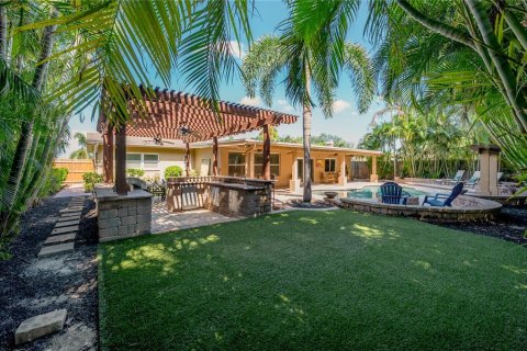 Casa en alquiler en Tampa, Florida, 4 dormitorios, 177.44 m2 № 1907611 - foto 8