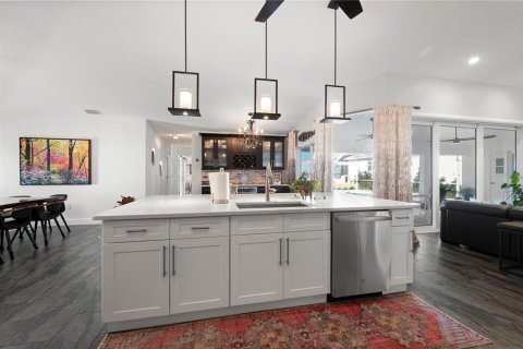 Villa ou maison à vendre à Port Charlotte, Floride: 4 chambres, 241.82 m2 № 1909440 - photo 23