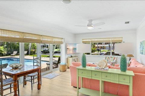Villa ou maison à louer à Holmes Beach, Floride: 3 chambres, 204.48 m2 № 2419908 - photo 7